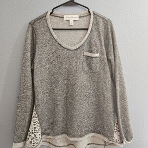 French Laundry Light Gray Knit Top With Lace Detail, Size Large